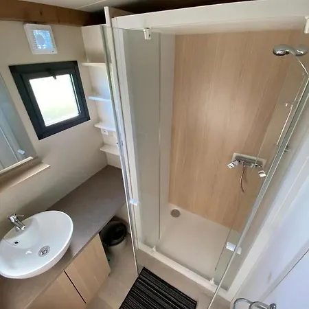 Kemp Bungalow 6 Personas - Camping Playa De Tapia